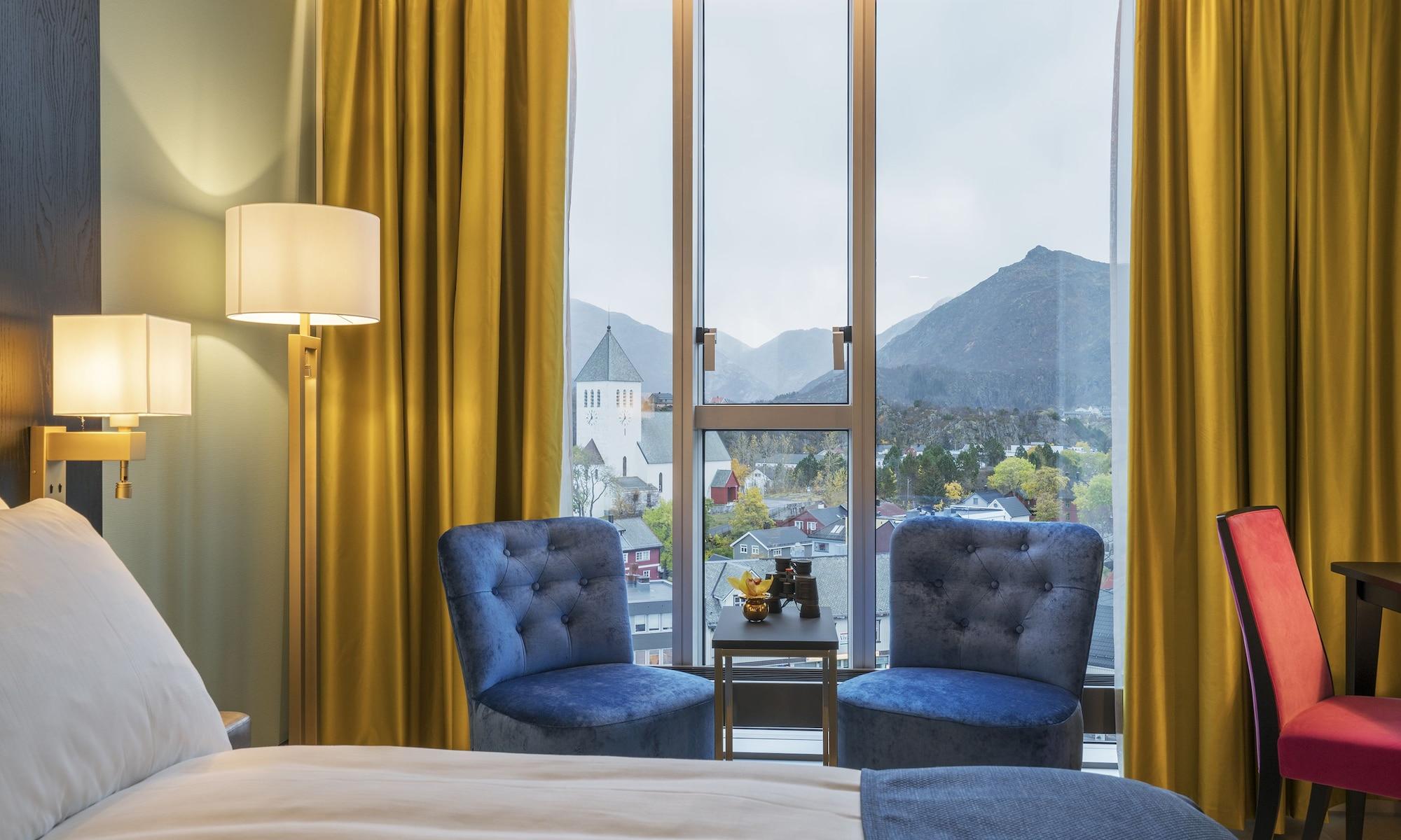 Thon Hotel Lofoten Svolvær Exterior foto
